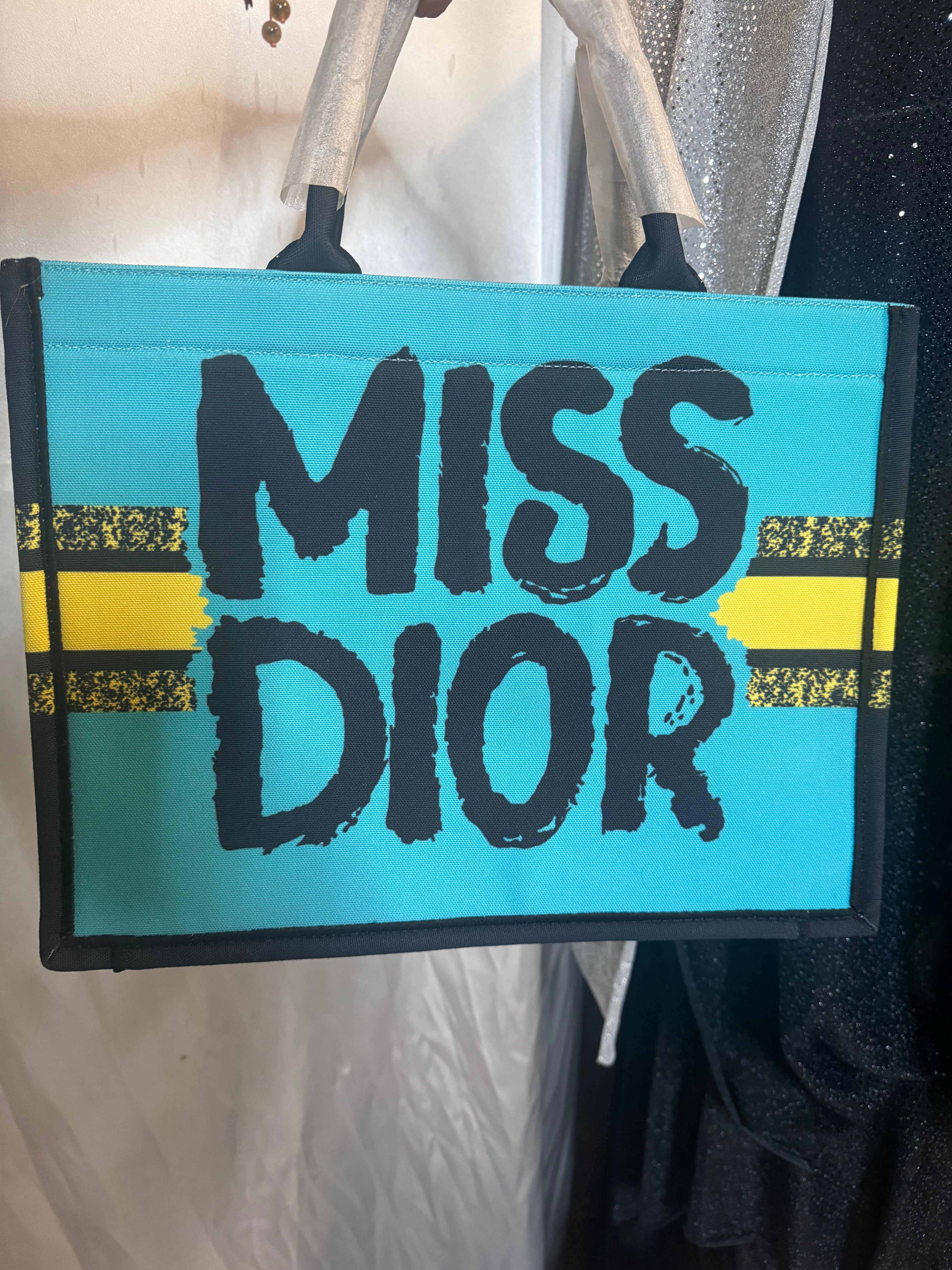 Miss cd tote